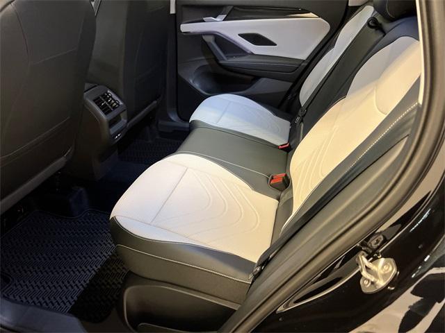 new 2025 Volkswagen Tiguan car, priced at $32,462