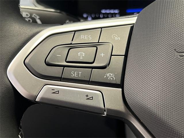 new 2025 Volkswagen Taos car