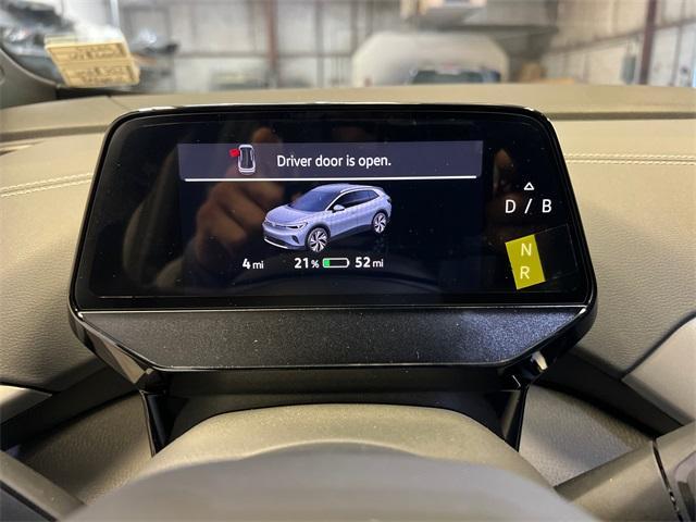 new 2025 Volkswagen ID.4 car, priced at $45,720