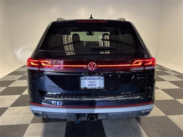 new 2024 Volkswagen Atlas car