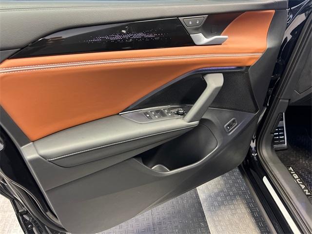 used 2025 Volkswagen Tiguan car, priced at $41,497