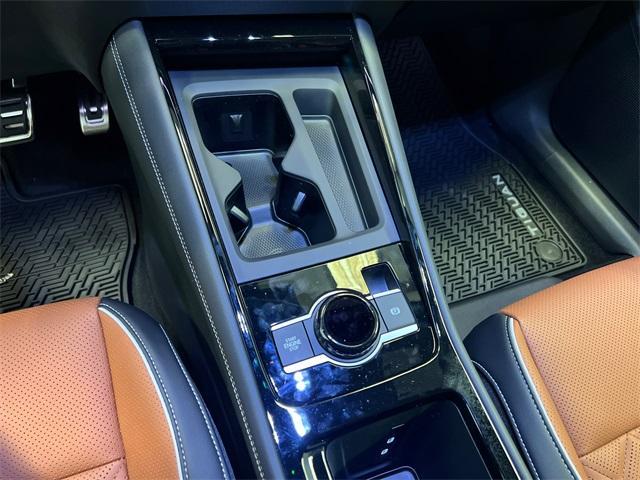 used 2025 Volkswagen Tiguan car, priced at $41,497