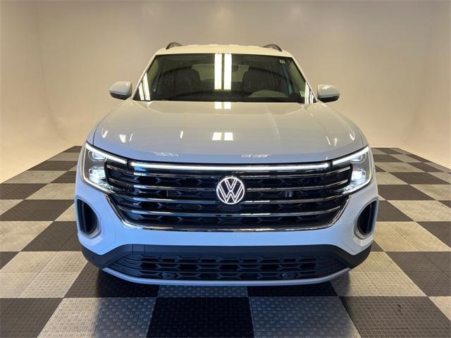 new 2024 Volkswagen Atlas car, priced at $40,824