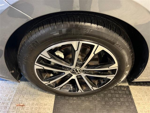 used 2024 Volkswagen Jetta car, priced at $19,597