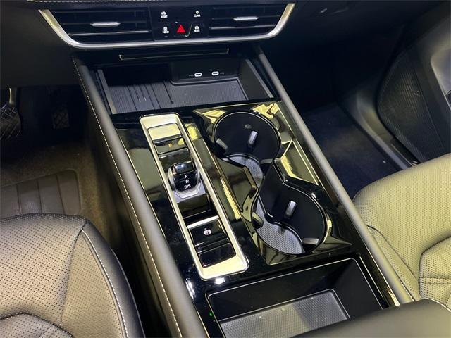 new 2025 Volkswagen Atlas car, priced at $44,173