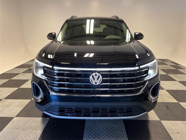 new 2025 Volkswagen Atlas car, priced at $43,512