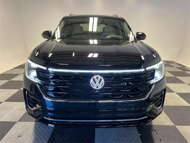 new 2026 Volkswagen Atlas car, priced at $54,348