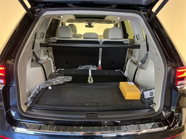 new 2026 Volkswagen Atlas car, priced at $54,348