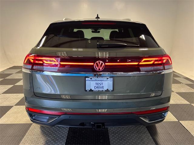 new 2026 Volkswagen Atlas Cross Sport car, priced at $41,562