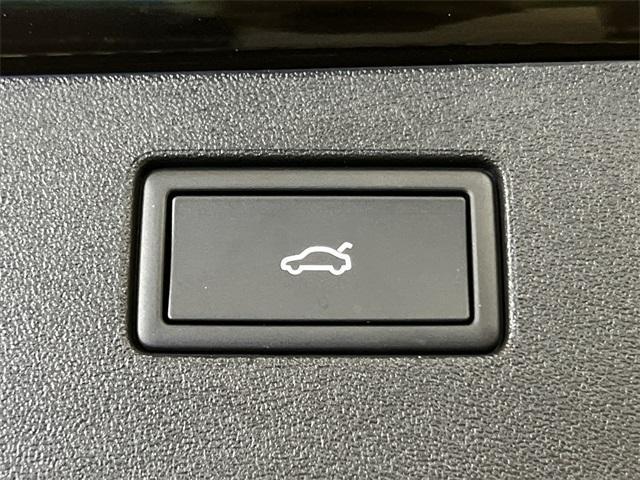 new 2026 Volkswagen Tiguan car, priced at $35,006