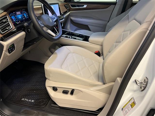 new 2026 Volkswagen Atlas car, priced at $43,230