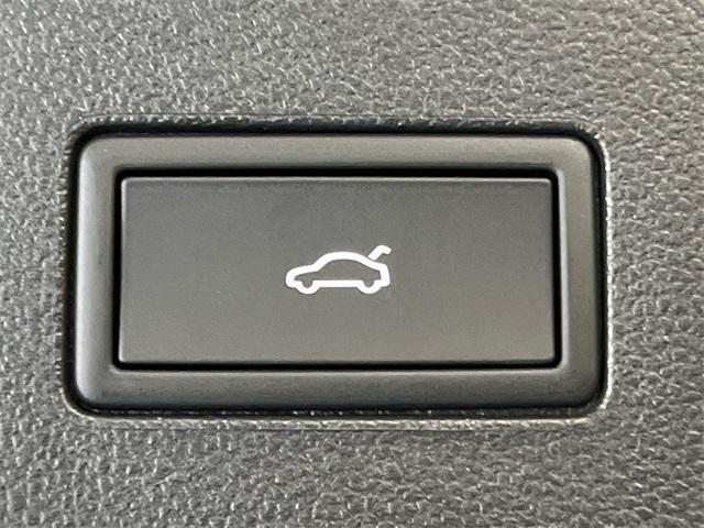 new 2026 Volkswagen Atlas car, priced at $44,340