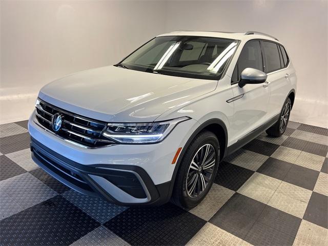 new 2024 Volkswagen Tiguan car, priced at $32,449