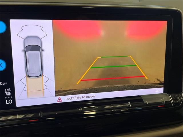 new 2026 Volkswagen Atlas car, priced at $43,828