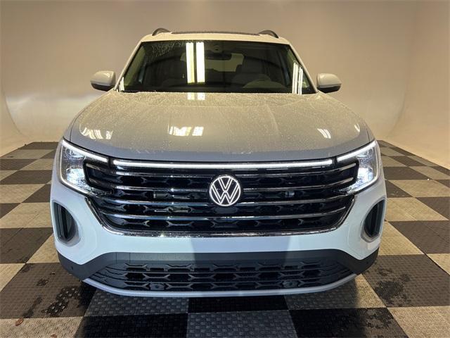 new 2026 Volkswagen Atlas car, priced at $43,828