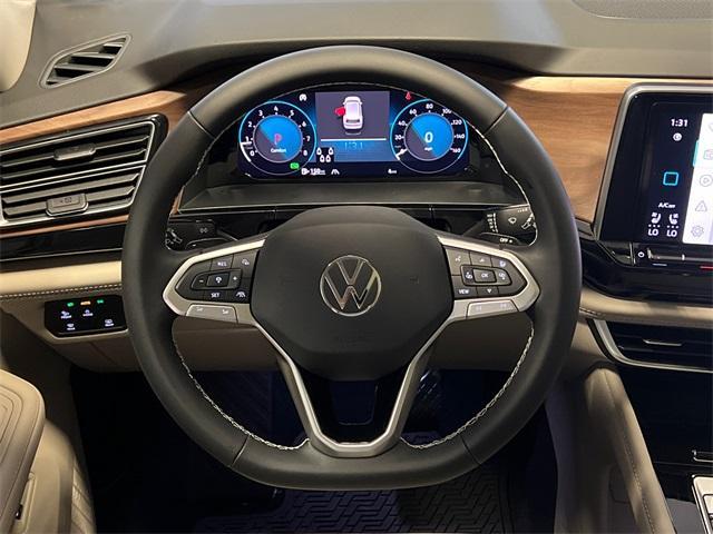 new 2026 Volkswagen Atlas car, priced at $43,828