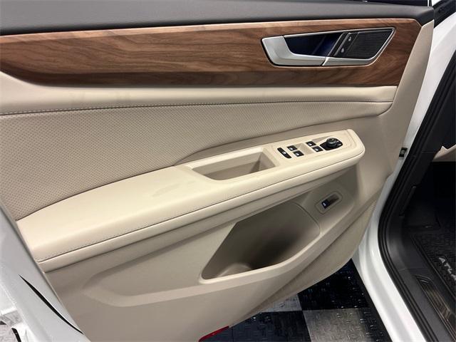 new 2026 Volkswagen Atlas car, priced at $43,828