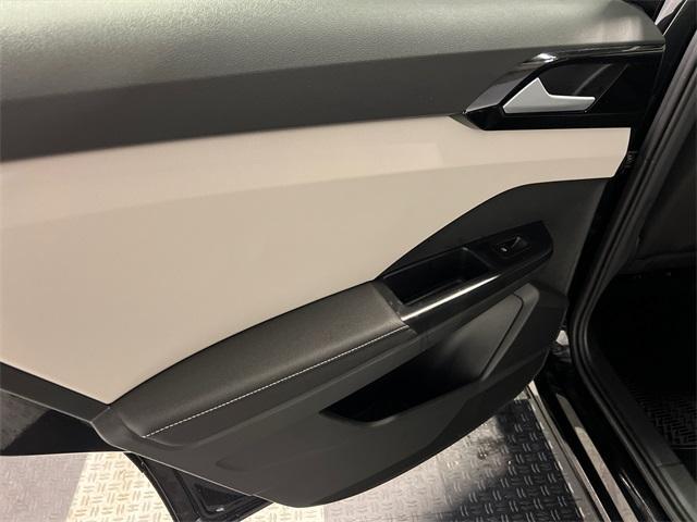 new 2026 Volkswagen Taos car