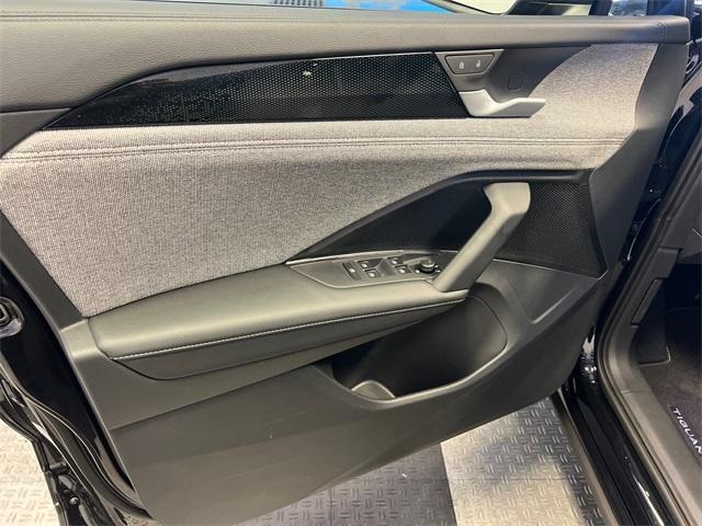 new 2025 Volkswagen Tiguan car, priced at $30,410