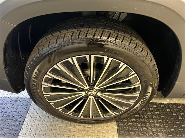 new 2025 Volkswagen Taos car, priced at $31,417