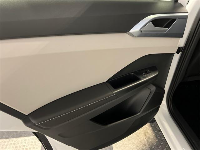 new 2026 Volkswagen Taos car