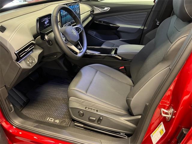new 2025 Volkswagen ID.4 car, priced at $52,099