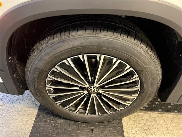 new 2026 Volkswagen Tiguan car, priced at $31,600