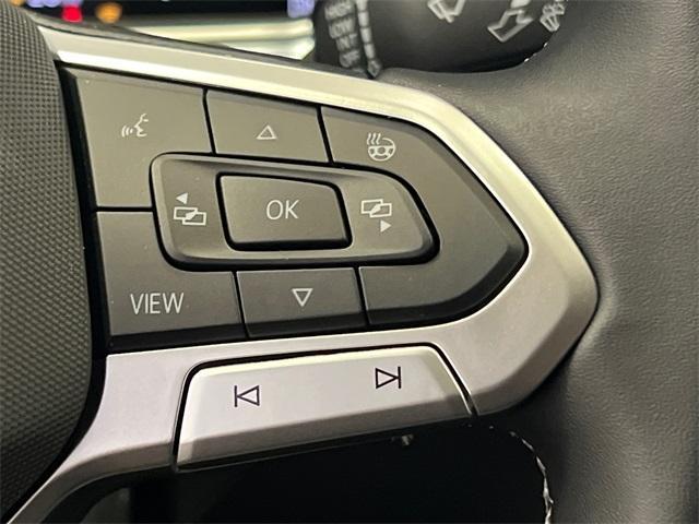 new 2025 Volkswagen Taos car