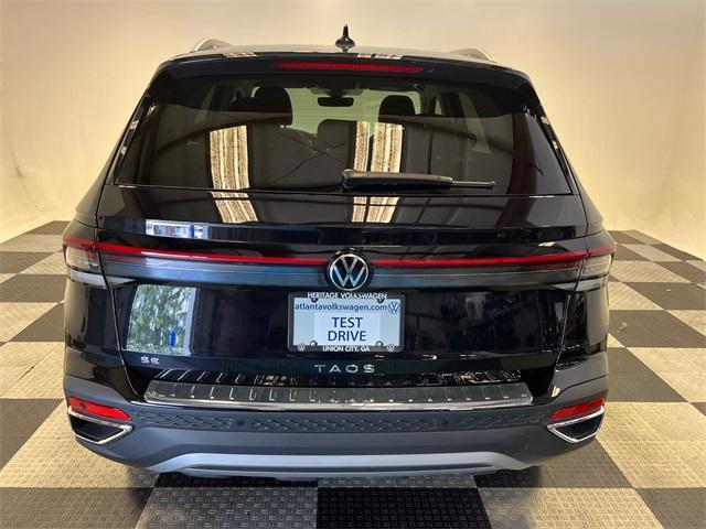 new 2025 Volkswagen Taos car