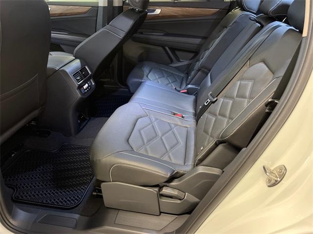 new 2025 Volkswagen Atlas car, priced at $43,087