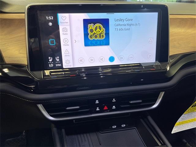 new 2025 Volkswagen Atlas car, priced at $43,087