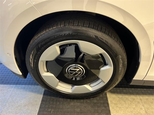 new 2025 Volkswagen ID. Buzz car, priced at $62,280