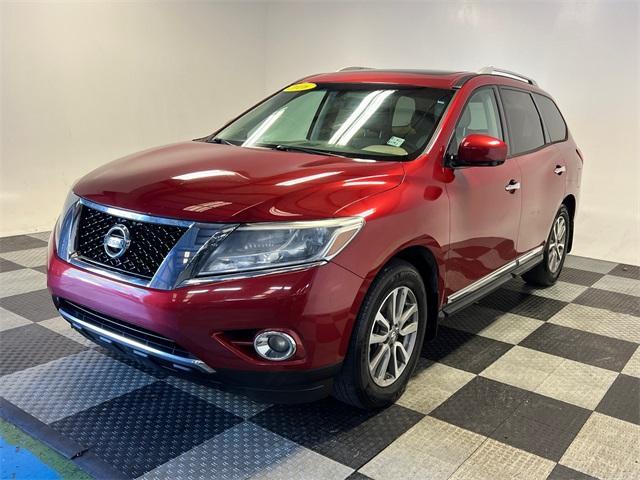 used 2016 Nissan Pathfinder car, priced at $9,997