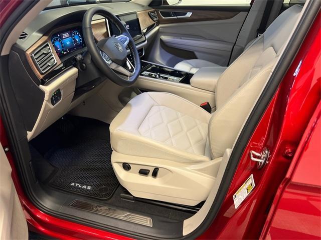 new 2025 Volkswagen Atlas car, priced at $42,423