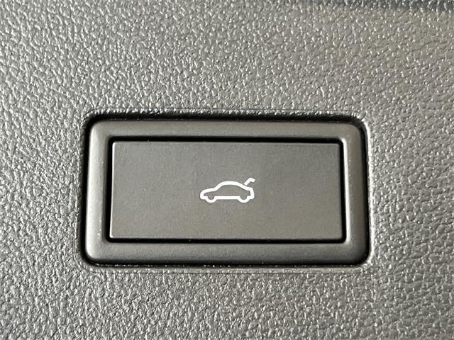 new 2026 Volkswagen Atlas car, priced at $43,305