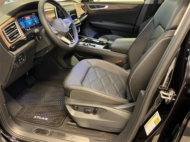 new 2026 Volkswagen Atlas car, priced at $43,305