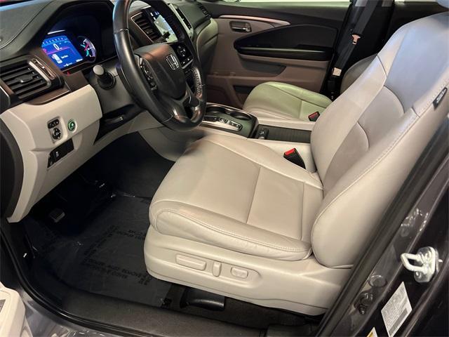 used 2022 Honda Pilot car, priced at $29,497