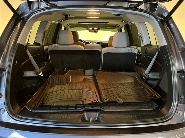 used 2022 Honda Pilot car, priced at $29,497