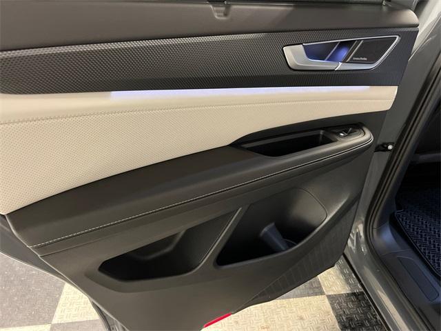 new 2026 Volkswagen Atlas Cross Sport car, priced at $52,261