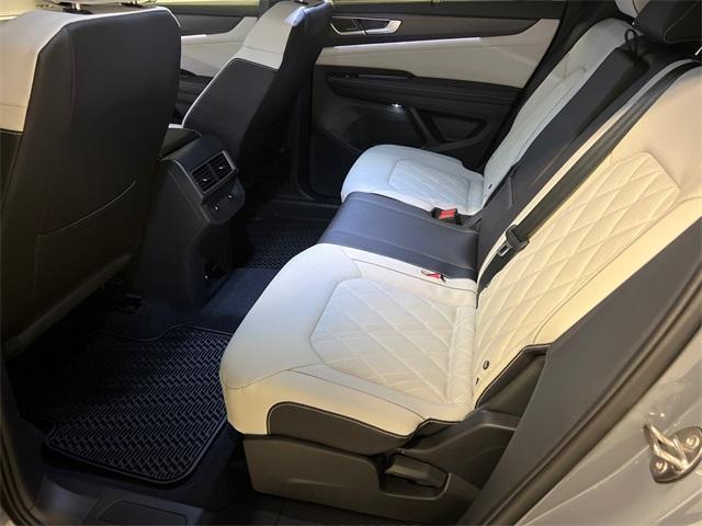 new 2026 Volkswagen Atlas Cross Sport car, priced at $52,261