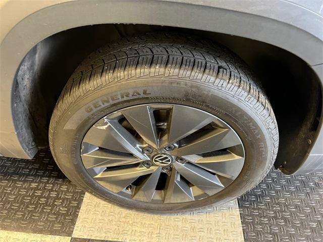 used 2022 Volkswagen Taos car, priced at $14,797