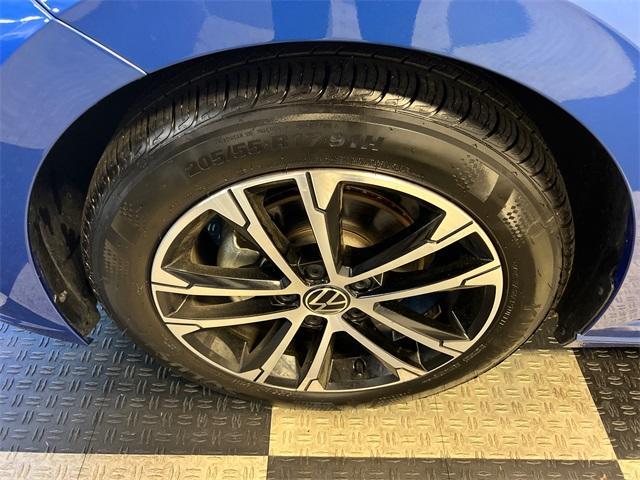 used 2024 Volkswagen Jetta car, priced at $19,597