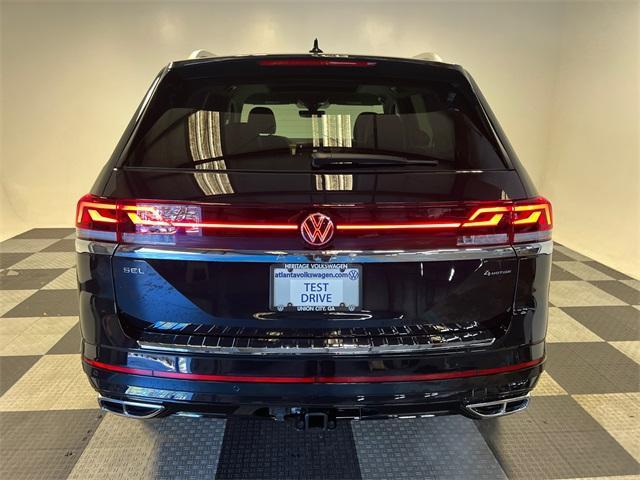 new 2025 Volkswagen Atlas car, priced at $52,738