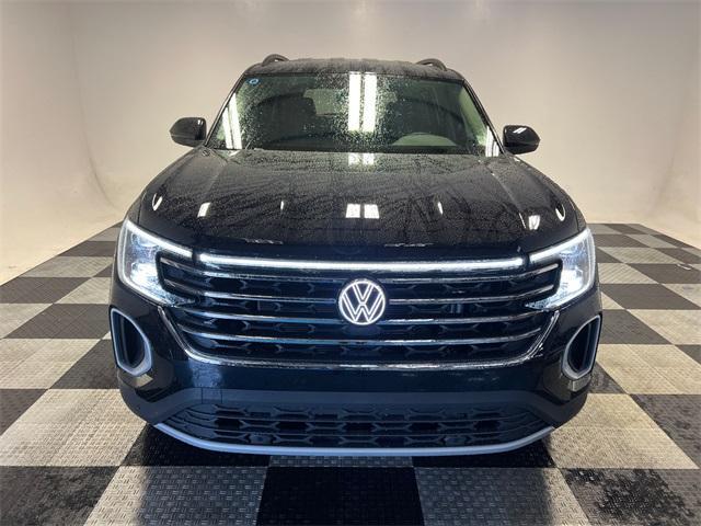 new 2024 Volkswagen Atlas car, priced at $40,908