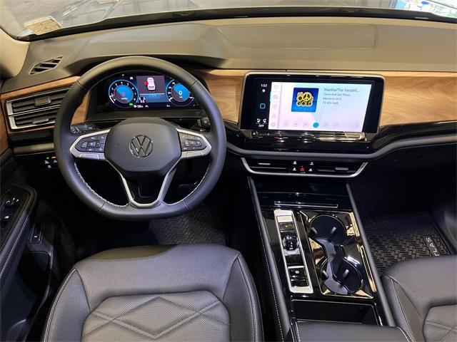new 2026 Volkswagen Atlas car, priced at $43,818