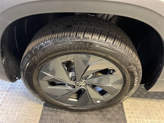 new 2025 Volkswagen Taos car, priced at $26,054