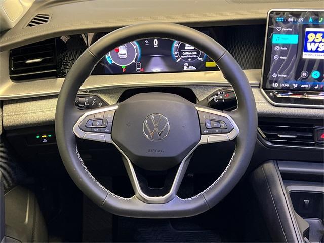 new 2025 Volkswagen Tiguan car, priced at $29,894