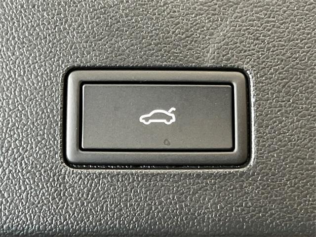 new 2026 Volkswagen Atlas Cross Sport car, priced at $48,480