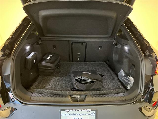 new 2025 Volkswagen ID.4 car, priced at $53,334