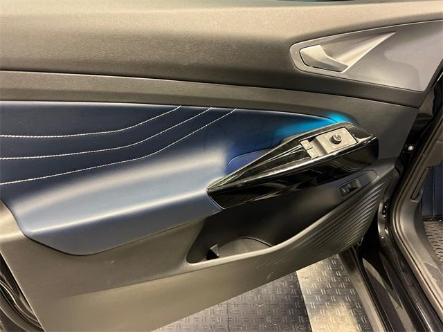 new 2025 Volkswagen ID.4 car, priced at $53,334